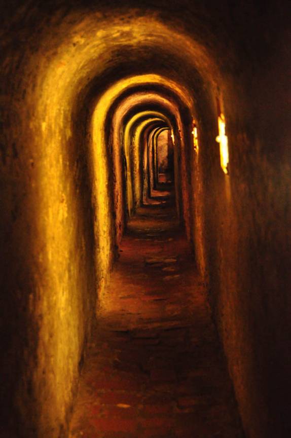 Corredores do Castillo San Felipe, em Cartagena, na Colômbia